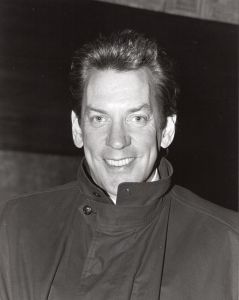 Donald Sutherland 1985, NYC.jpg